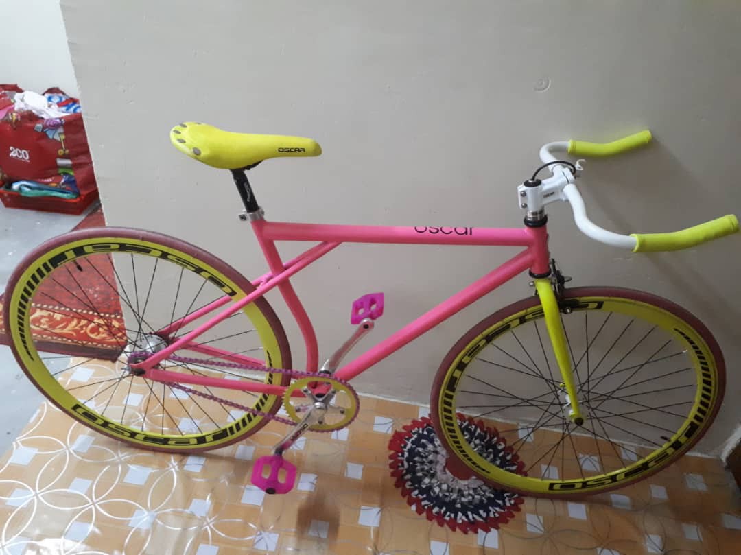 Oscar fixie bicycle store