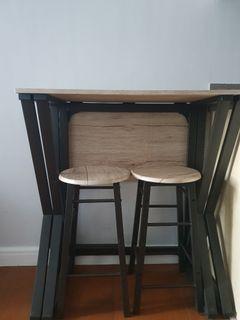 Foldable table with four stools