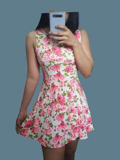 H&M Divided Flare Floral Pink Dress Bunga Kerja Pesta