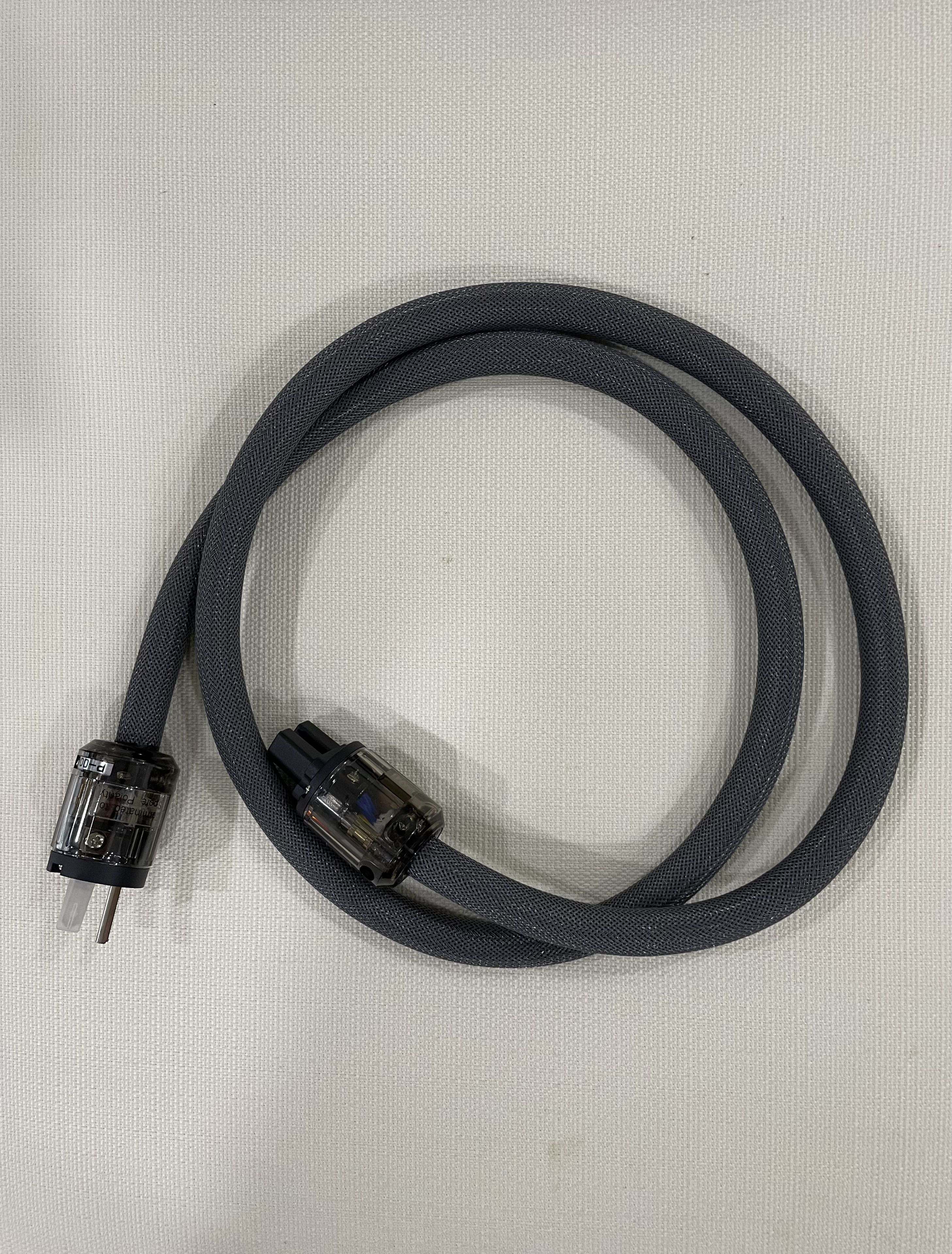 Japanese power cord US3pin IEC C13/15, Audio, Other Audio Equipment on