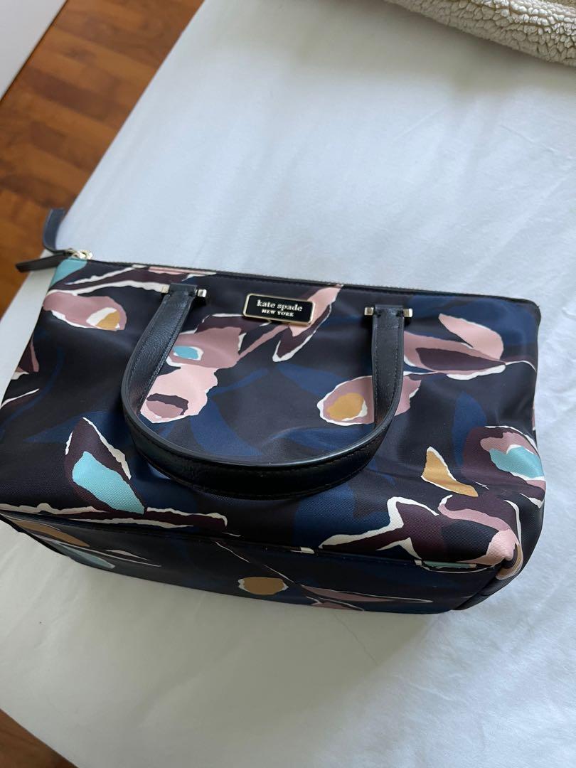 Kate spade lunch on sale bag with shoulder strap