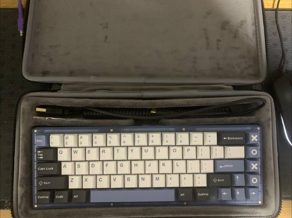 KBD67 Lite R3 light blue Custom mechanical keyboard, Computers & Tech