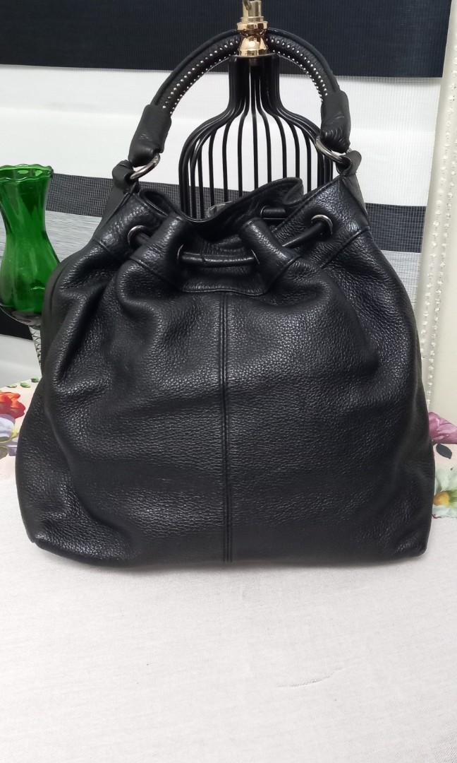Kenneth cole bucket top bag
