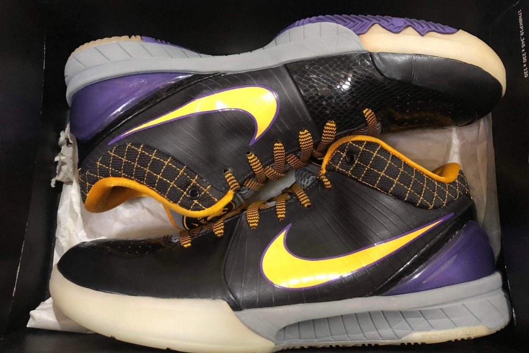 Kobe 4 protro black cheap del sol