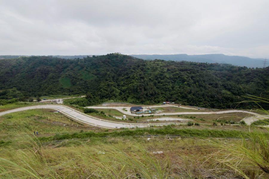 Lot For Sale Twin Lakes, Tagaytay, Property, For Sale, Lot on Carousell