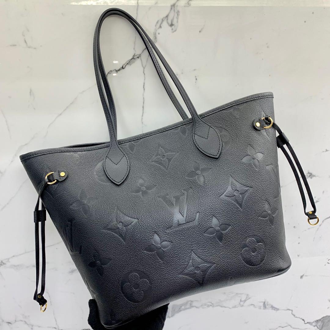 LV On The Go MM Black Leather, Women's Fashion, Bags & Wallets, Purses &  Pouches on Carousell