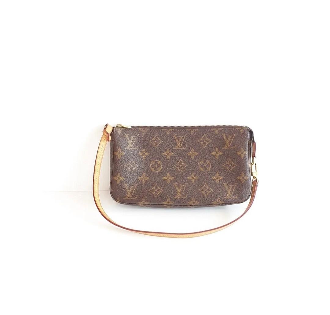 Louis Vuitton MyLockMe Chain Pochette, Luxury, Bags & Wallets on Carousell