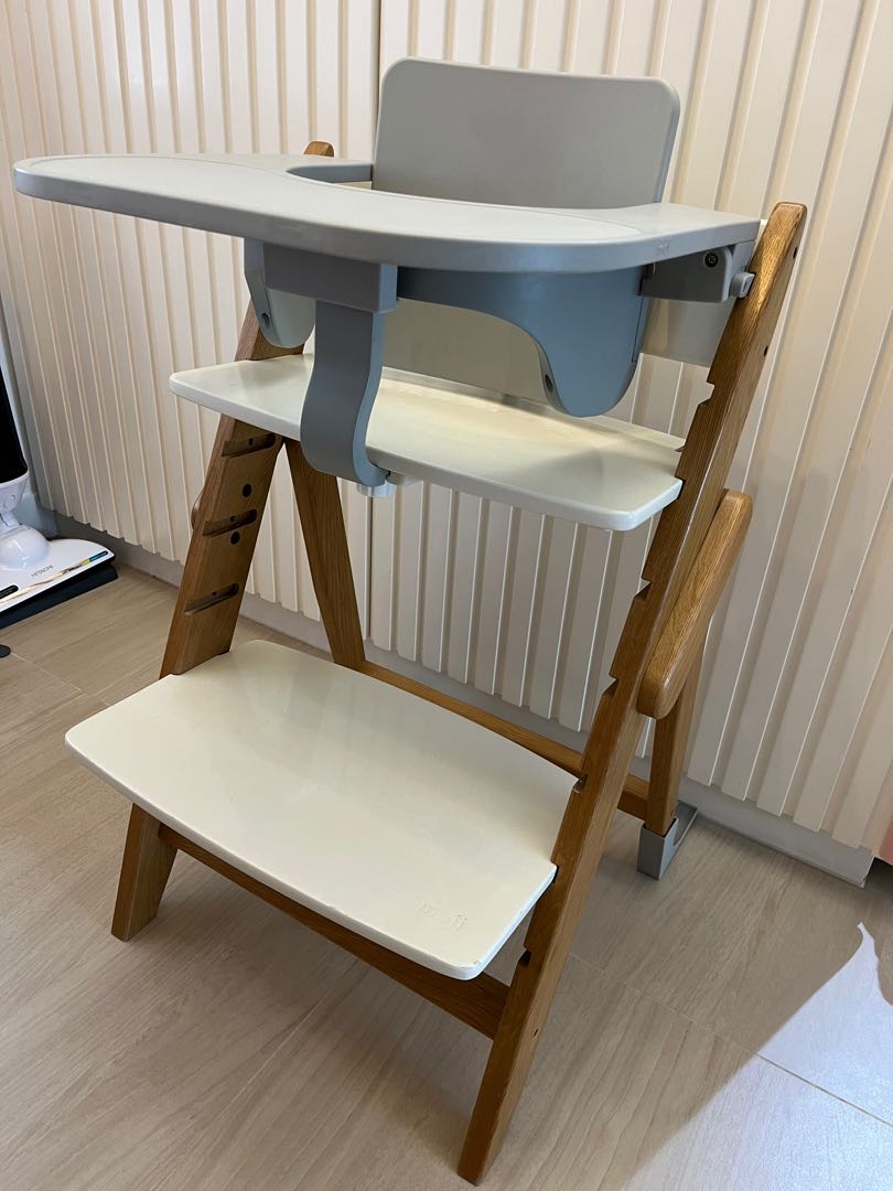 Moji yippy high 2025 chair