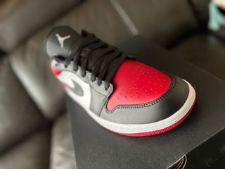 (Category: ) located in . Submitted by sneakerhead2712 (Listing ID 1161084336, Image 1). Description: .