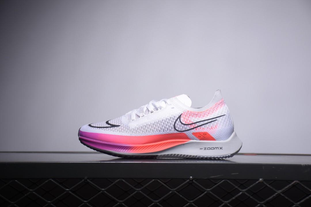 Nike ZoomX Streakfly Proto Running 5K/10K, 男裝, 鞋, 波鞋- Carousell