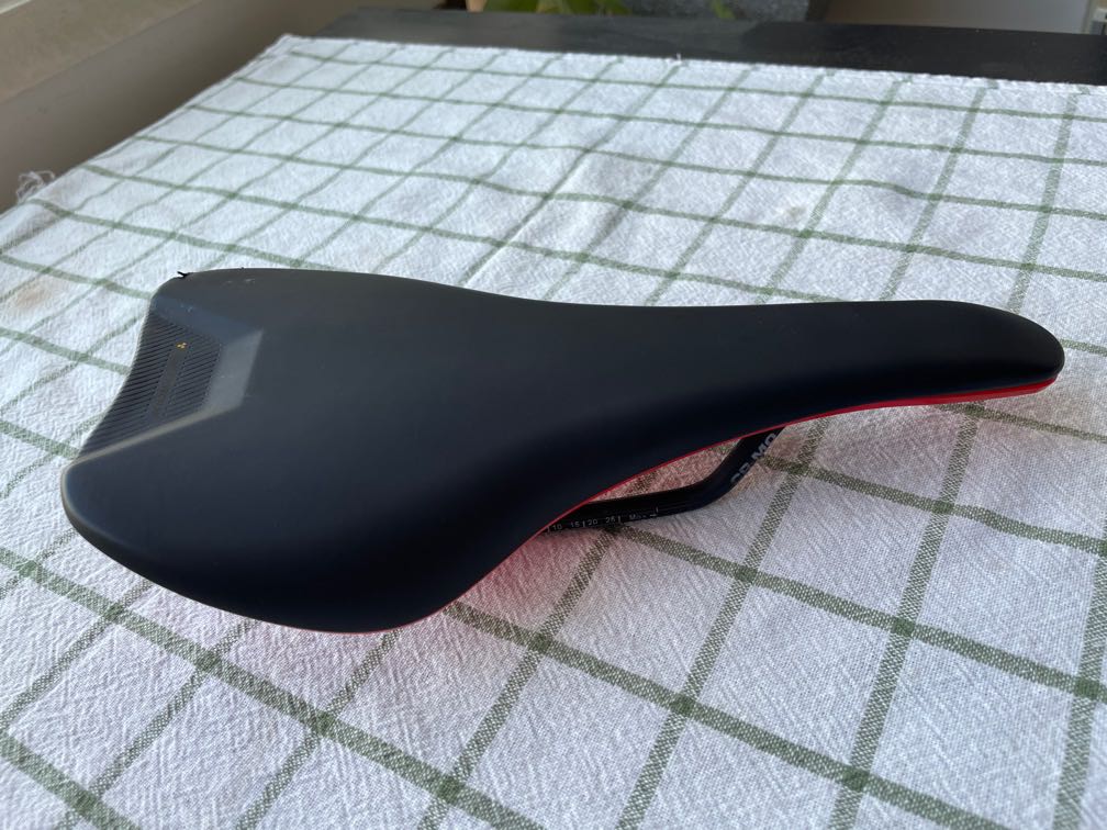 nukeproof saddle