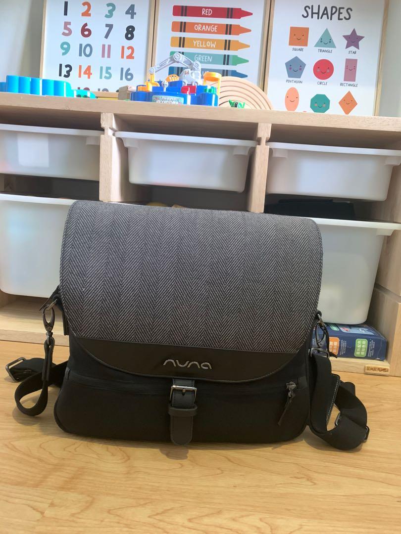 Nuna diaper bag verona