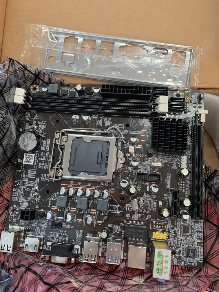 PC MotherBoard ZXH61C/B75 V2.3 LGA1155, Computers & Tech, Parts