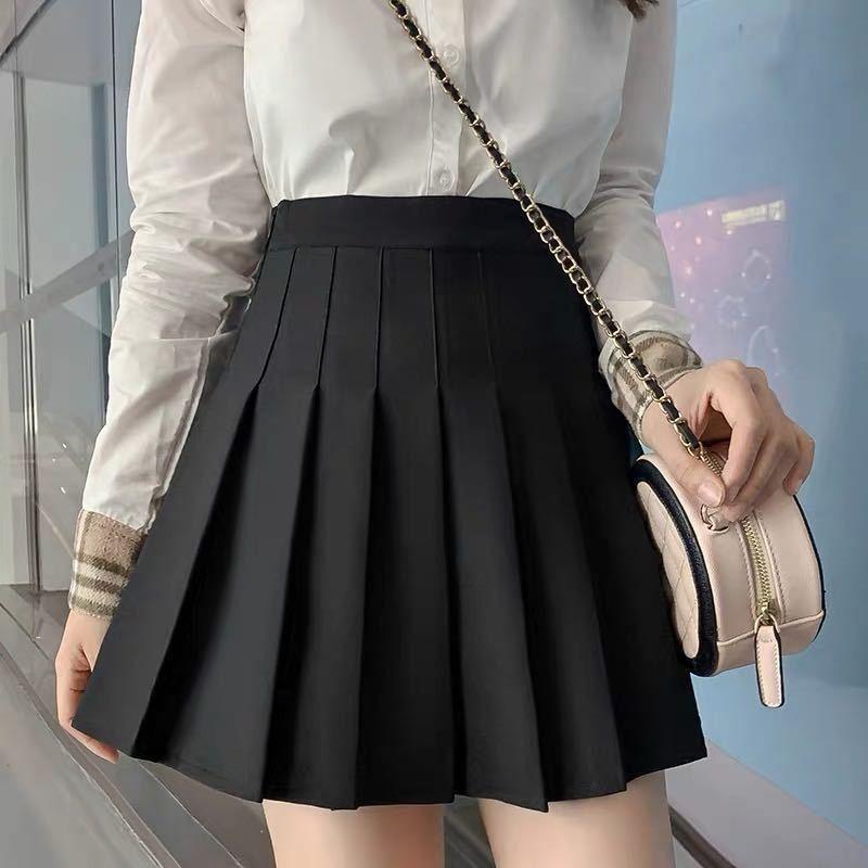 Flare Black Mini Skirt (Preloved), Women's Fashion, Bottoms, Skirts on  Carousell