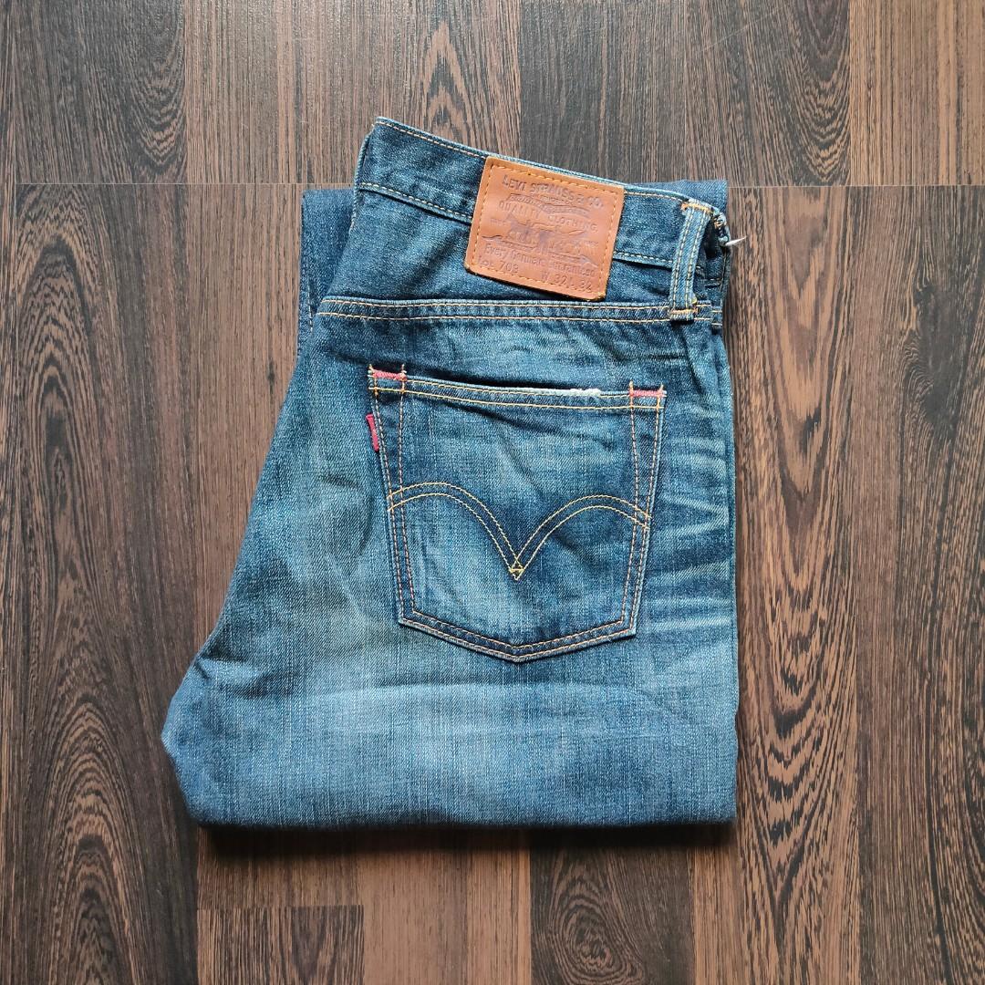 Levis 703 top