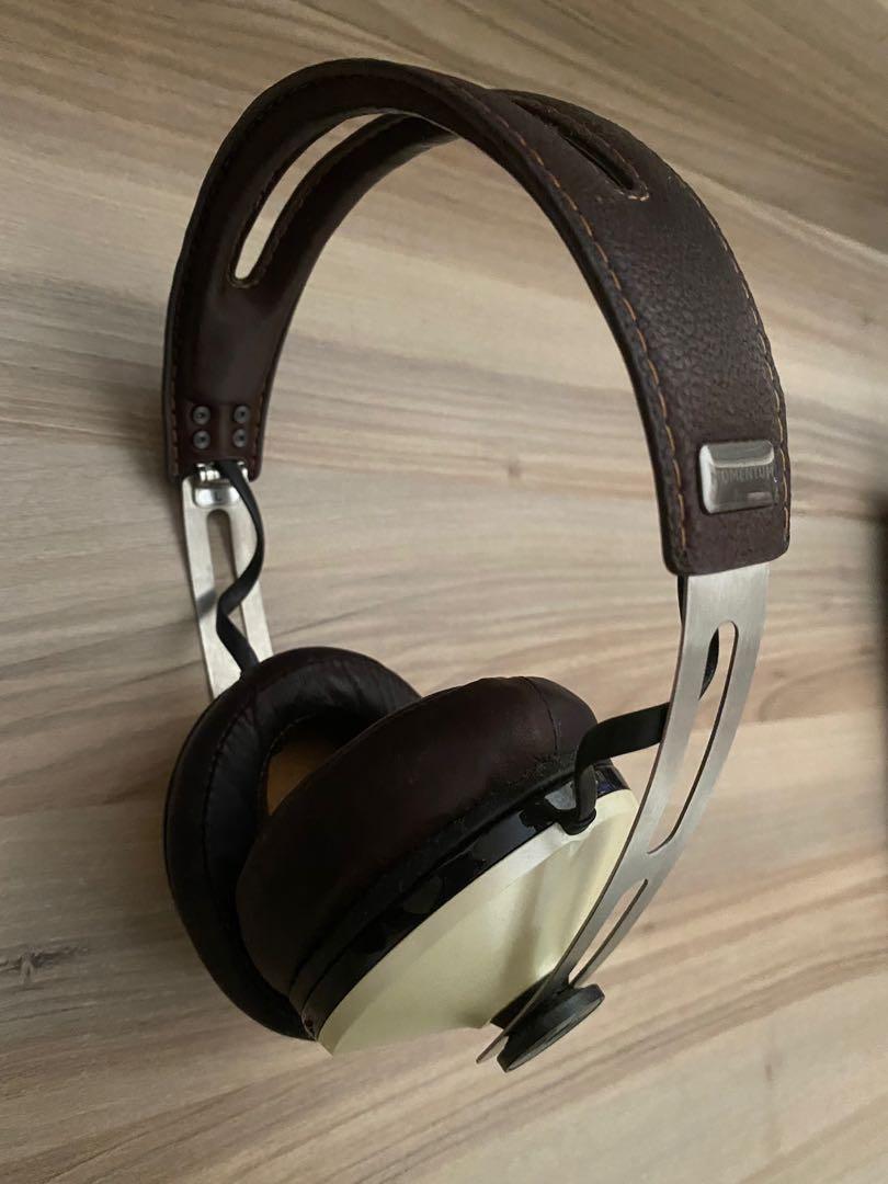 Sennheiser momentum clearance aebt m2
