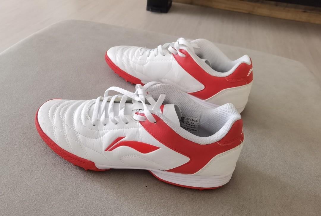 Soccer shoe Size Eu 40.5 or 250cm