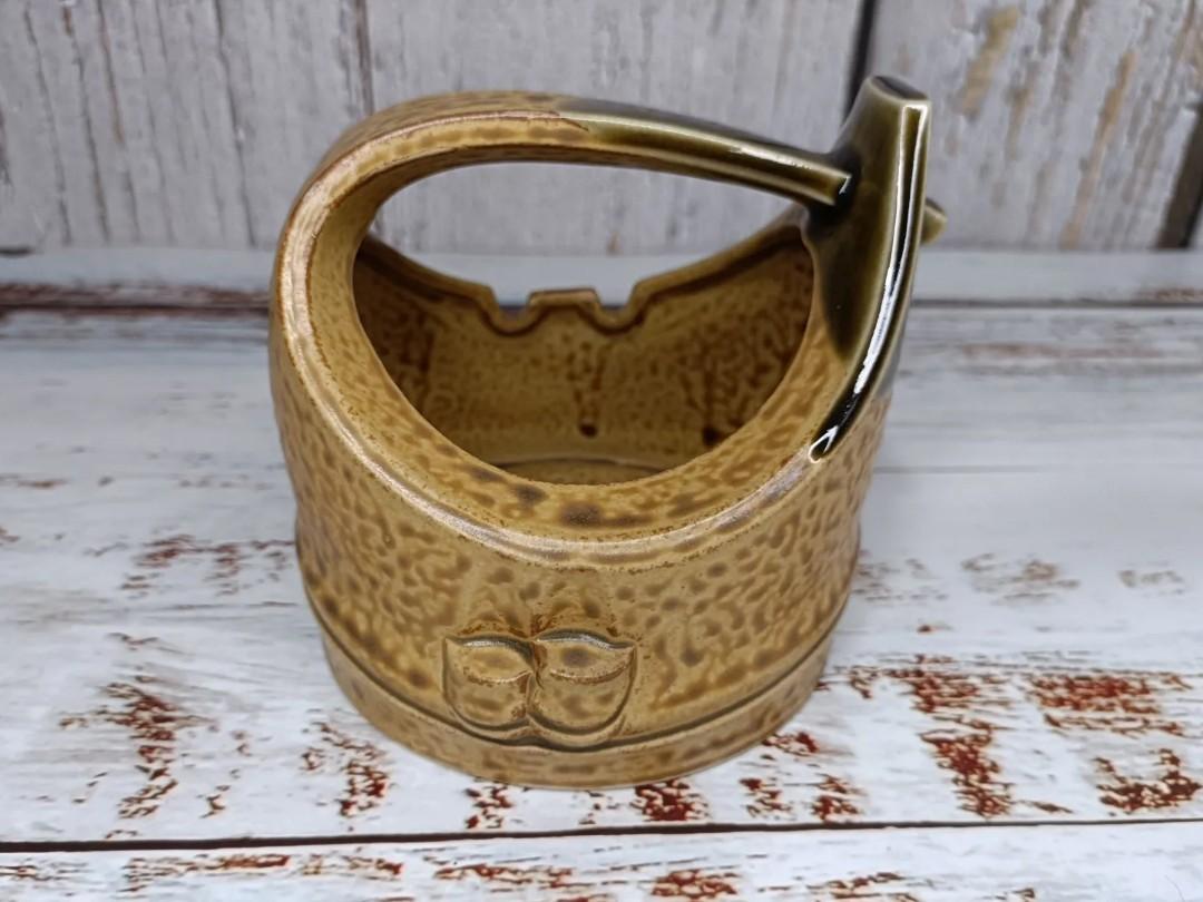 Stoneware ashtray/holder (Category: Other Kitchenware & Tableware) located in Mandaluyong City. Submitted by aishoppe08 (Listing ID 1161166881, Image 3). Description: h10cm x d10cm.