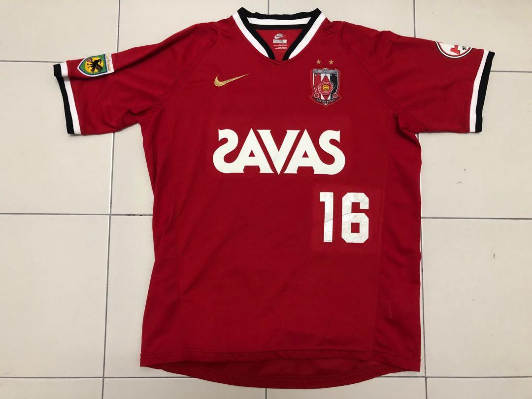 Urawa Reds Fan Issue 2023, Men's Fashion, Activewear on Carousell