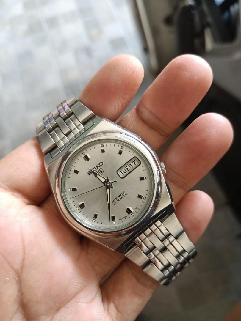 Vintage watch Seiko 5 automatic 7S26, Men's Fashion, Watches & Accessories,  Watches on Carousell