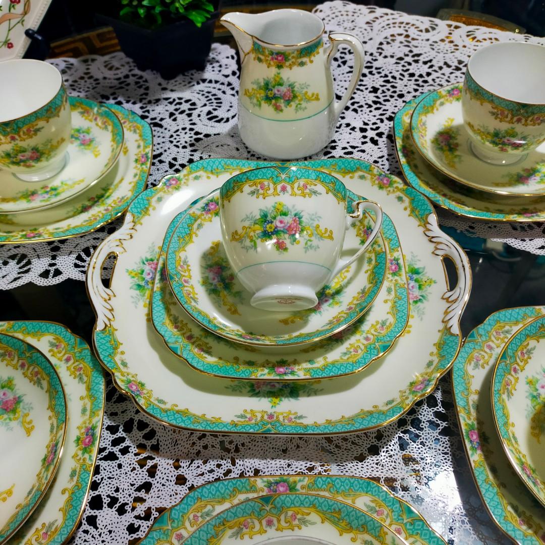 Antique Noritake Floral Pattern with Gold Trims 20 pcs Tea Set