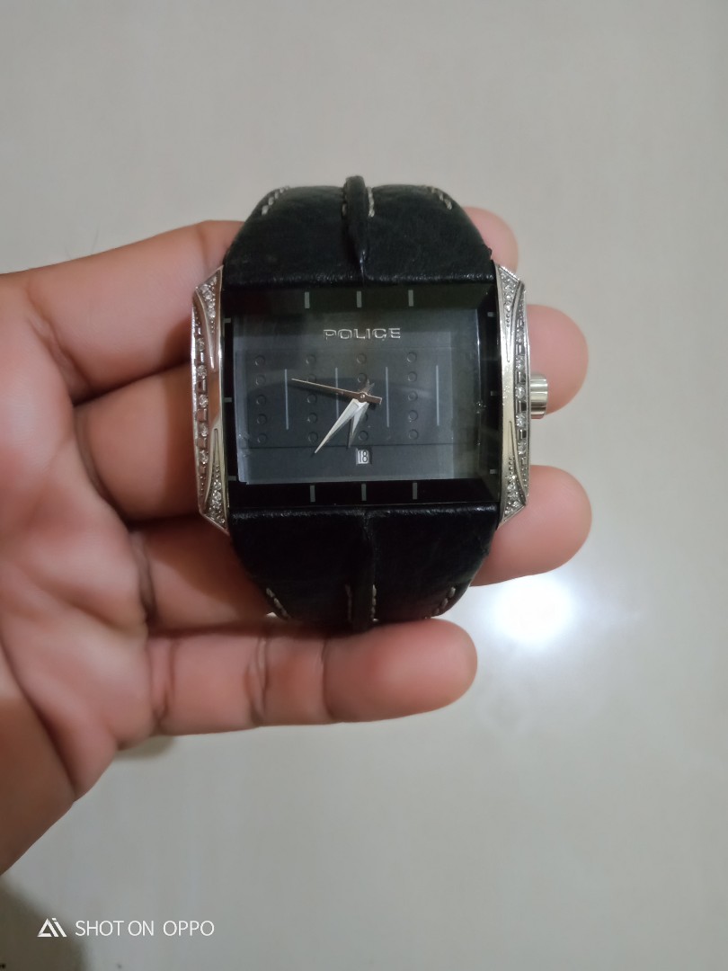 Jam deals police timepieces