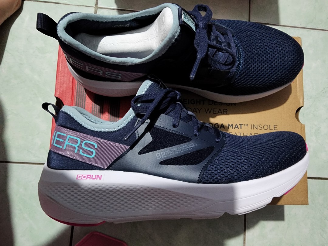 Sepatu skechers go run best sale