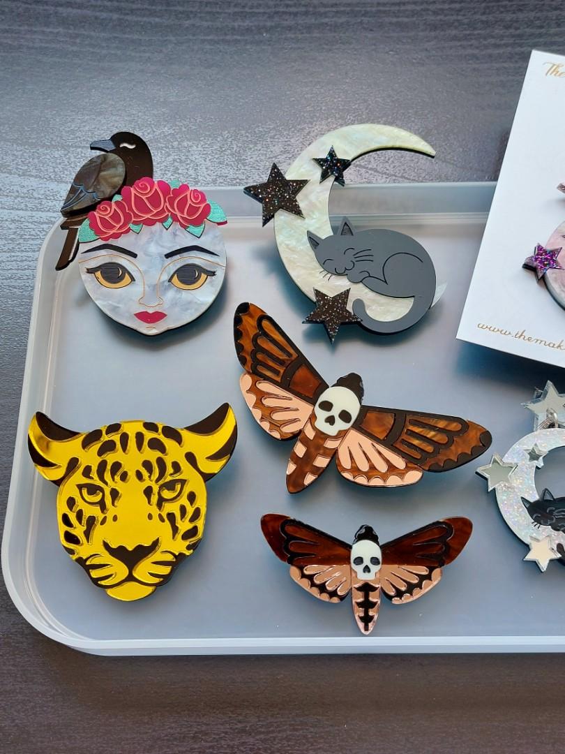 Making of miss jones brooches deals