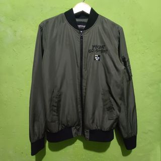 (Kategori: ) berada di . Dikirim oleh ylham (ID iklan 1161364766, Gambar 1). Deskripsi: .
