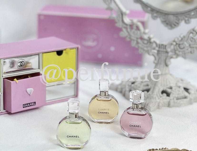 women chanel fragrance set