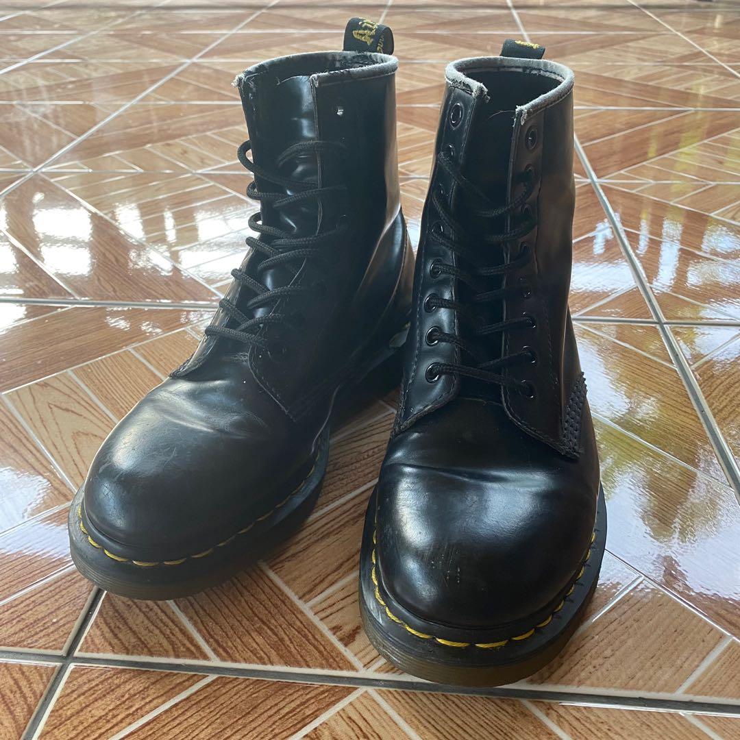 Dr Martens 8 holes Men s Fashion Footwear Boots on Carousell