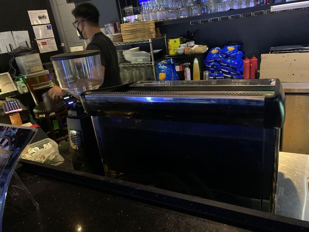 Expobar Commercial Coffee Machine and Mazzer Grinder, TV & Home