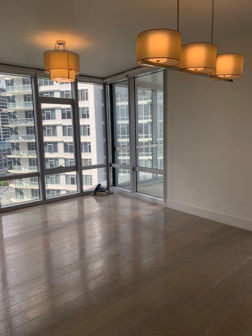 For Sale 2BR Lincoln Proscenium Rockwell (Category: Apartments & Condos) located in Makati City. Submitted by donangelob (Listing ID 1161383200, Image 2). Description: *Direct Buyers Only* *Direct Buyers Only* *Direct Buyers Only* For Sale Lincoln-Proscenium, Rockwell Makati City Bedroom: 2 Toilet & Bath: 2.5 Parking: 1 Utility Room Balcony 118 sqm Asking price: Php 45,000,000 Update: Jan2024 *Direct Buyers Only* *Direct Buyers Only* *Direct Buye