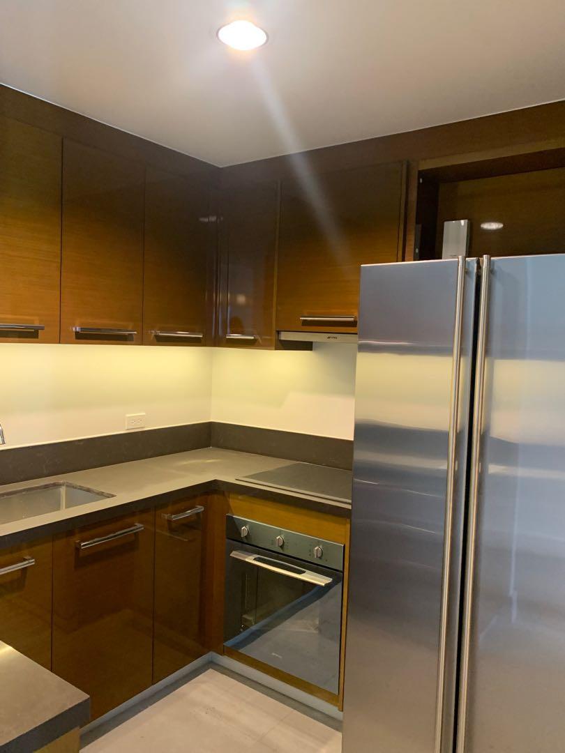 For Sale 2BR Lincoln Proscenium Rockwell (Category: Apartments & Condos) located in Makati City. Submitted by donangelob (Listing ID 1161383200, Image 1). Description: *Direct Buyers Only* *Direct Buyers Only* *Direct Buyers Only* For Sale Lincoln-Proscenium, Rockwell Makati City Bedroom: 2 Toilet & Bath: 2.5 Parking: 1 Utility Room Balcony 118 sqm Asking price: Php 45,000,000 Update: Jan2024 *Direct Buyers Only* *Direct Buyers Only* *Direct Buye