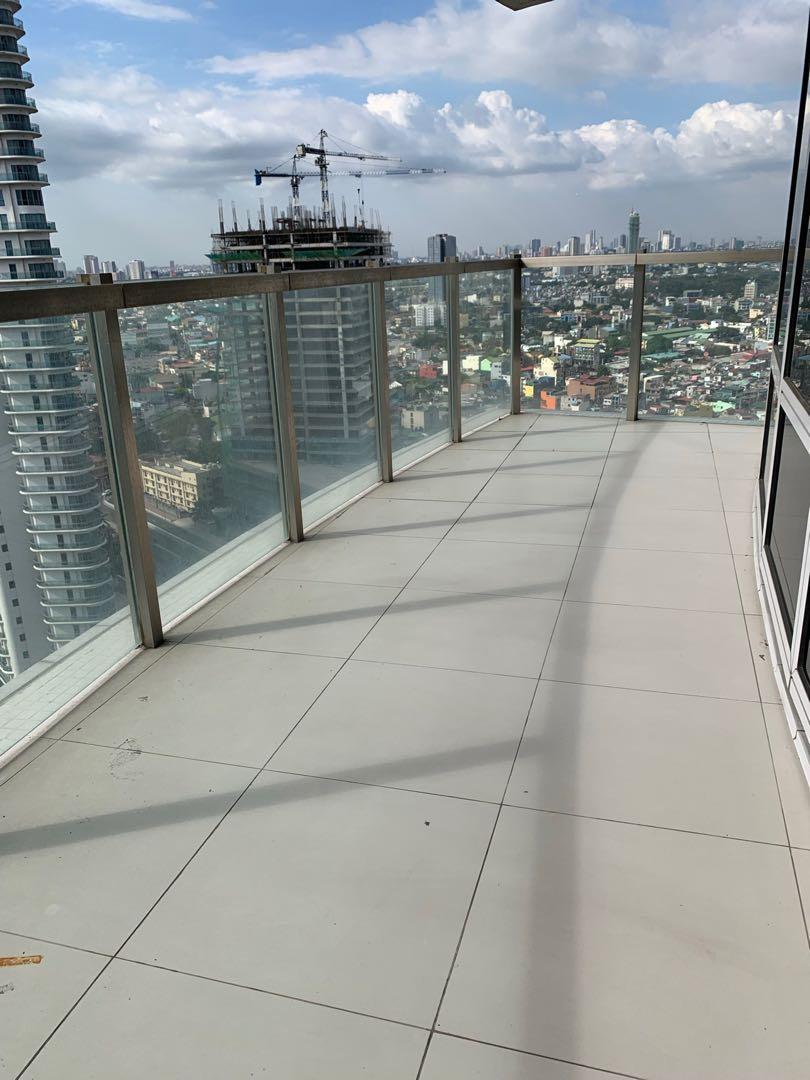 For Sale 3BR-Kirov Proscenium Rockwell (Category: Apartments & Condos) located in Makati City. Submitted by donangelob (Listing ID 1161318082, Image 2). Description: *Direct Buyers Only* *Direct Buyers Only* *Direct Buyers Only* For Sale Kirov, Proscenium- Rockwell Makati City Bedroom: 3 Toilet & Bath: 3.5 Parking: 2 Utility Room Balcony 224 sqm #Aug2024 *Direct Buyers Only* *Direct Buyers Only* *Direct Buyers Only*.
