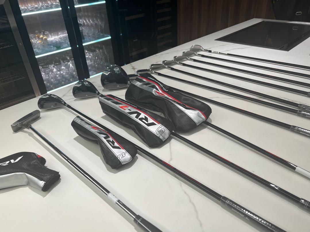 Full set of Mizuno Golf Clubs, Sports Equipment, Sports & Games, Golf