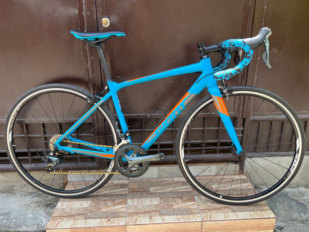 Giant Contend SL 2019 model road vike 