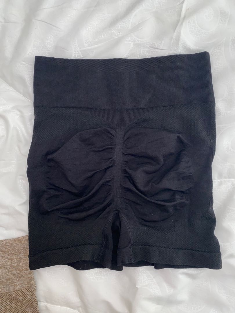 Gym Legging Short, Fesyen Wanita 