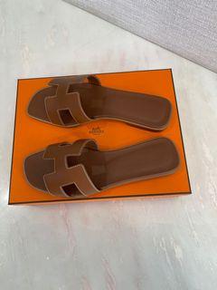 Hermés Oran sandals