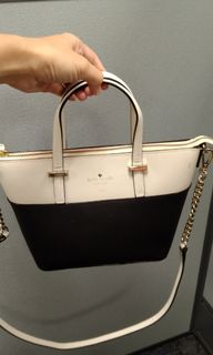 Fashion Tigress Trends: Nigerians love this Dior Book Tote Bag Which is  Over N800,000