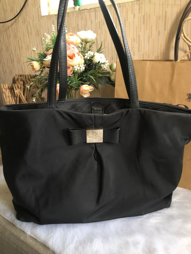 tumi nylon tote bags