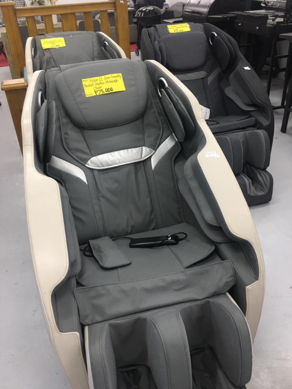 Kogan S1 Zero Gravity Heated Shiatsu Massage Recliner Chair, Health