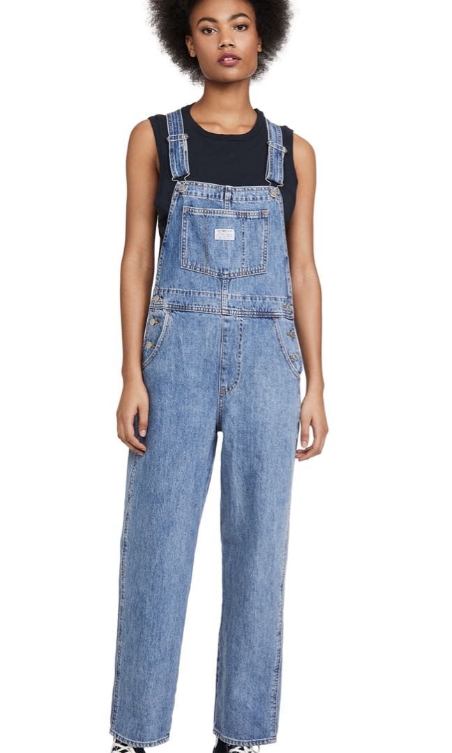 Levi's Overalls Jeans, Women's Fashion, Bottoms, Jeans & Leggings on  Carousell