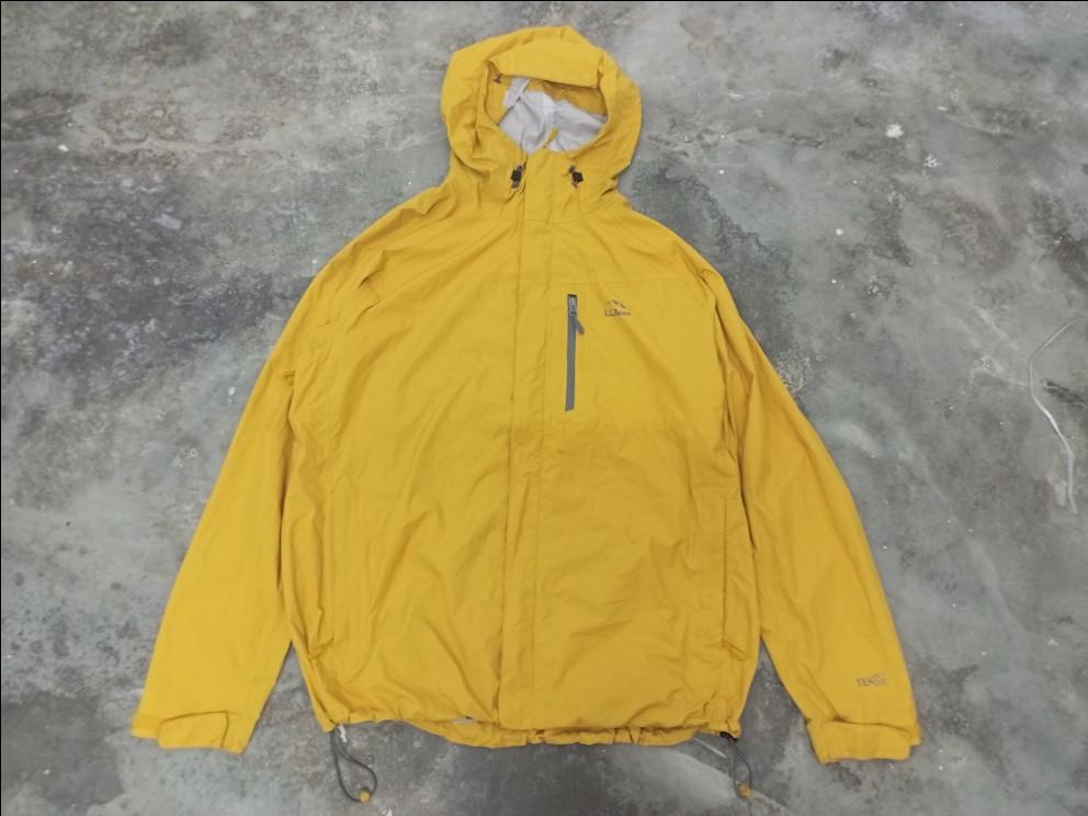LL Bean TEK O2 raincoat windbreaker Men s Fashion Coats Jackets