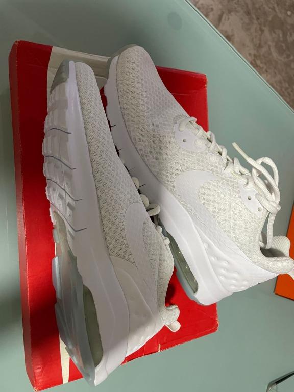 Nike air max motion sale discount