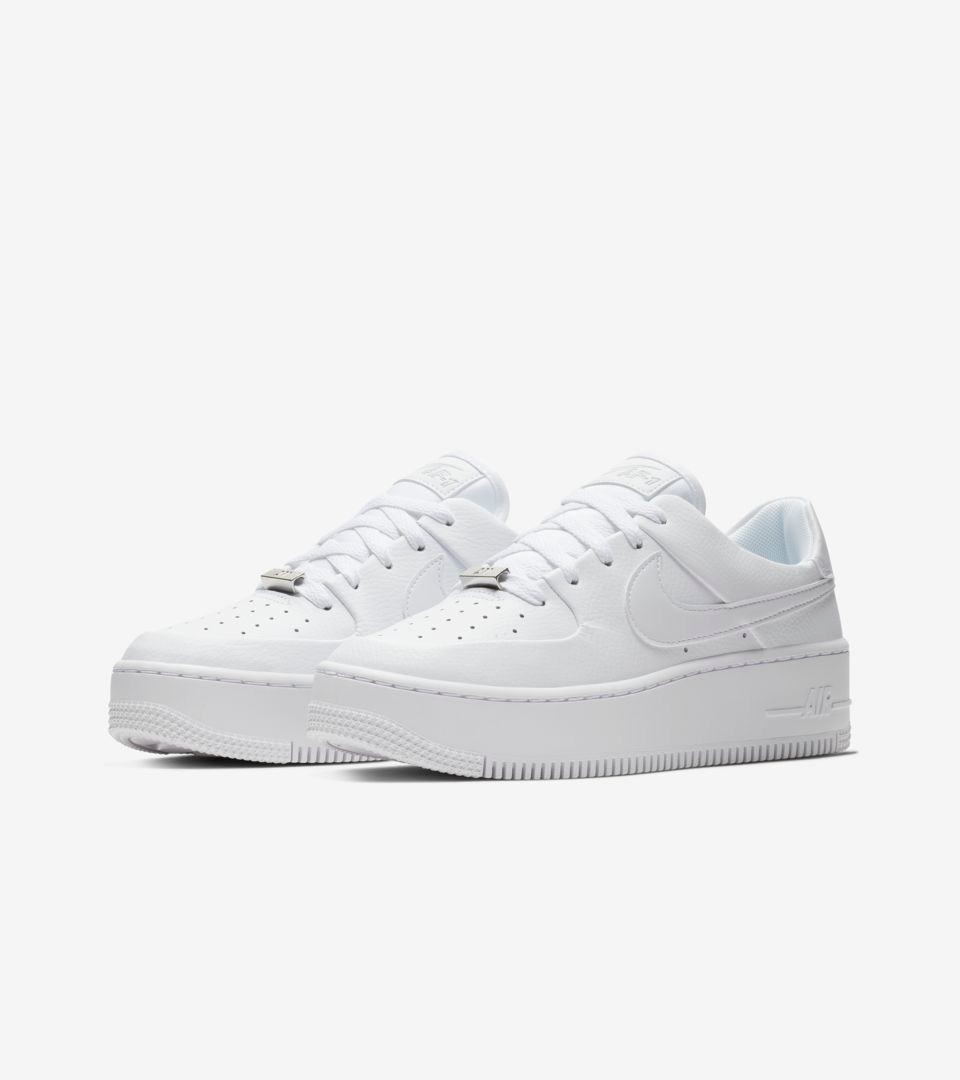 nike women's sage air force 1