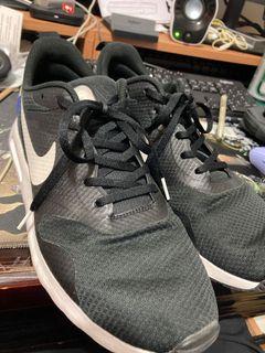Nike Air Max Tavas 白底黑面運動鞋 男 10us