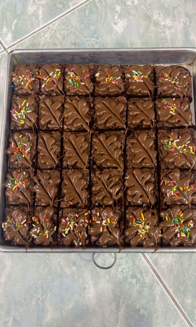 Nutella Brownies, Food Drinks, Homemade Bakes on Carousell