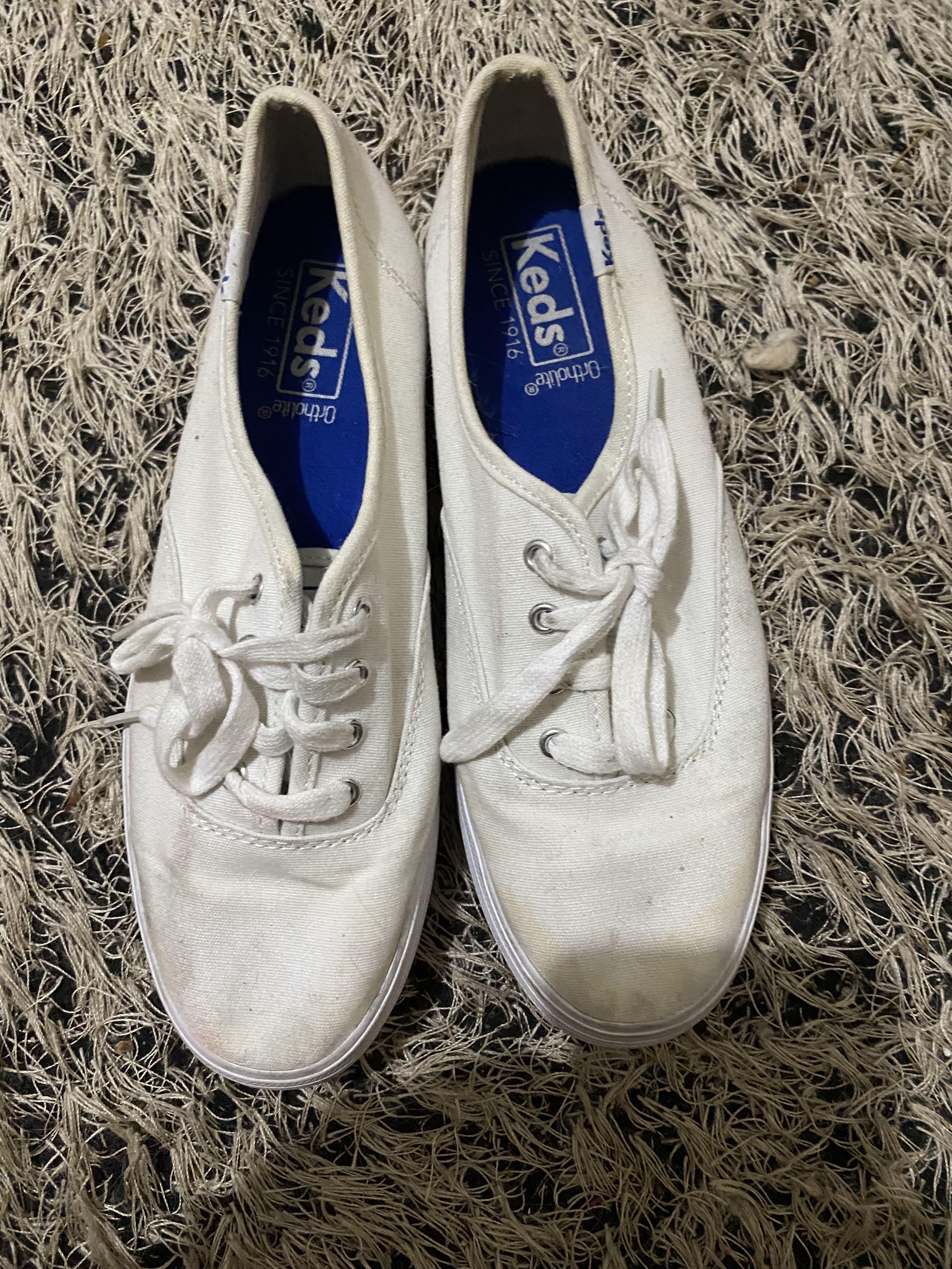 dirty white keds