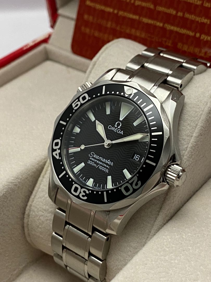 ORIGINAL OMEGA SEAMASTER PRO 300M QUARTZ BLACK WAVE 37MM, Fesyen Pria, Jam  Tangan di Carousell